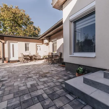 Oliver Appartement Makó